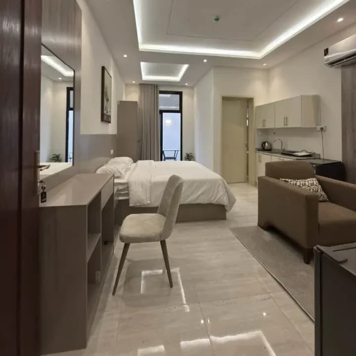 Property #8944830